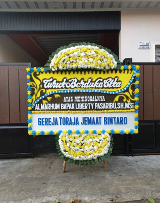 Papan Bunga Duka di Putat
